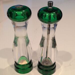 Olde Thompson Green Acrylic Salt and Pepper Grinder Set Made In USA